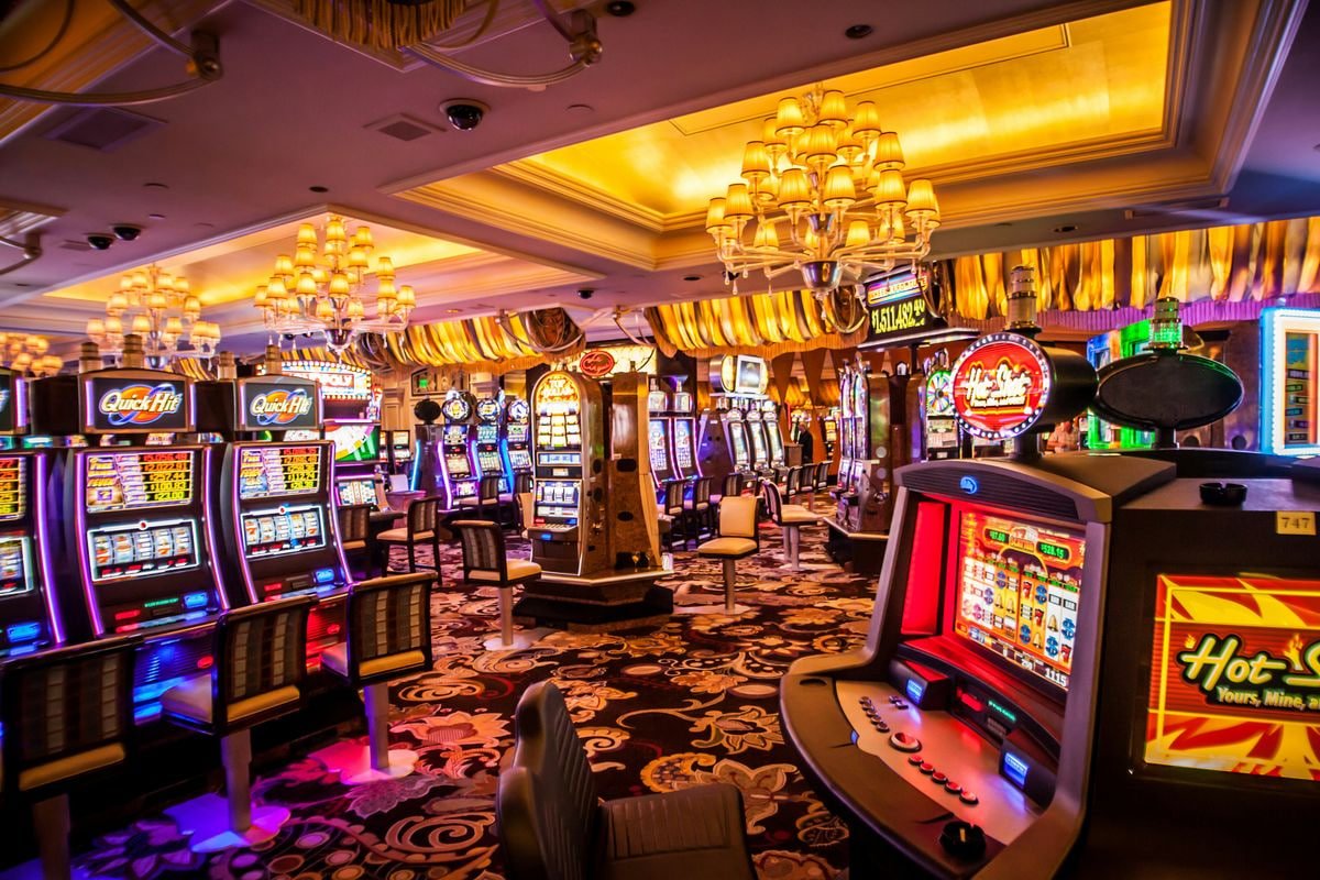 mmm777 ကာစီနို Live Casino Baccarat Roulette မြန်မာ ကစားသမား